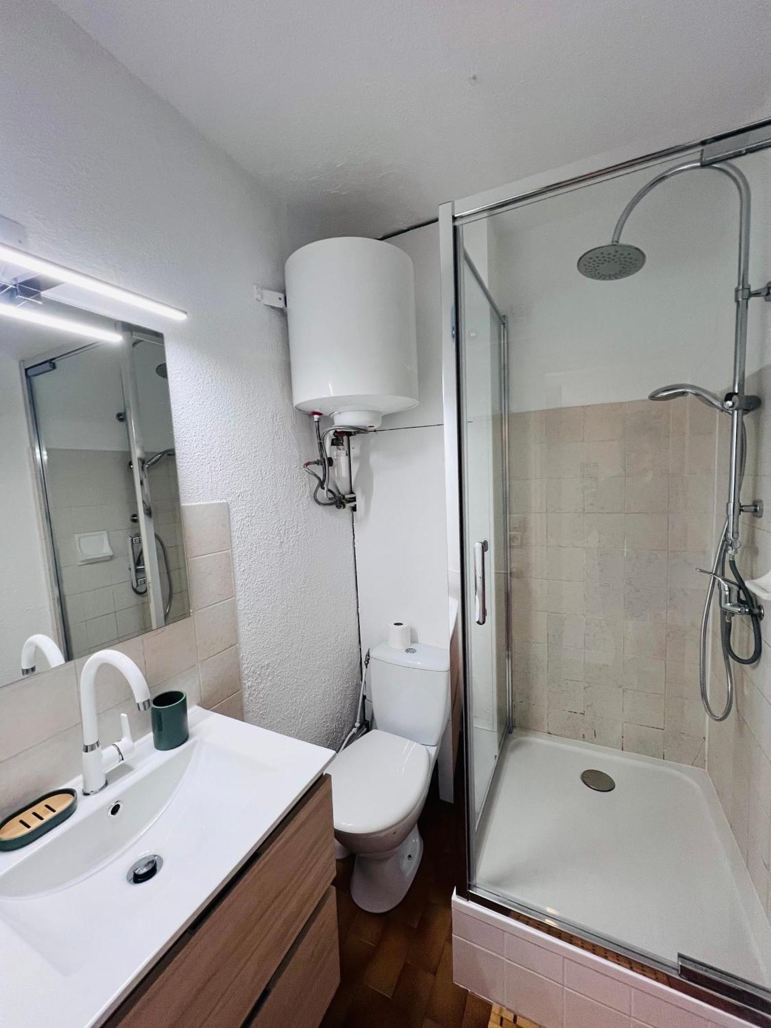 לה גרנד מוט Les Appartements De Lina - Studio Marsouin- Self Check-In מראה חיצוני תמונה